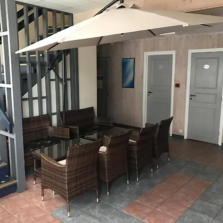 Polar Otel 3*